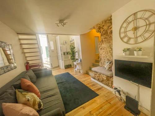 Historical Bica - 3 Bedroom Apartment Lisbon Luaran gambar
